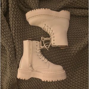 Dr Martens Jadon ll platform boots